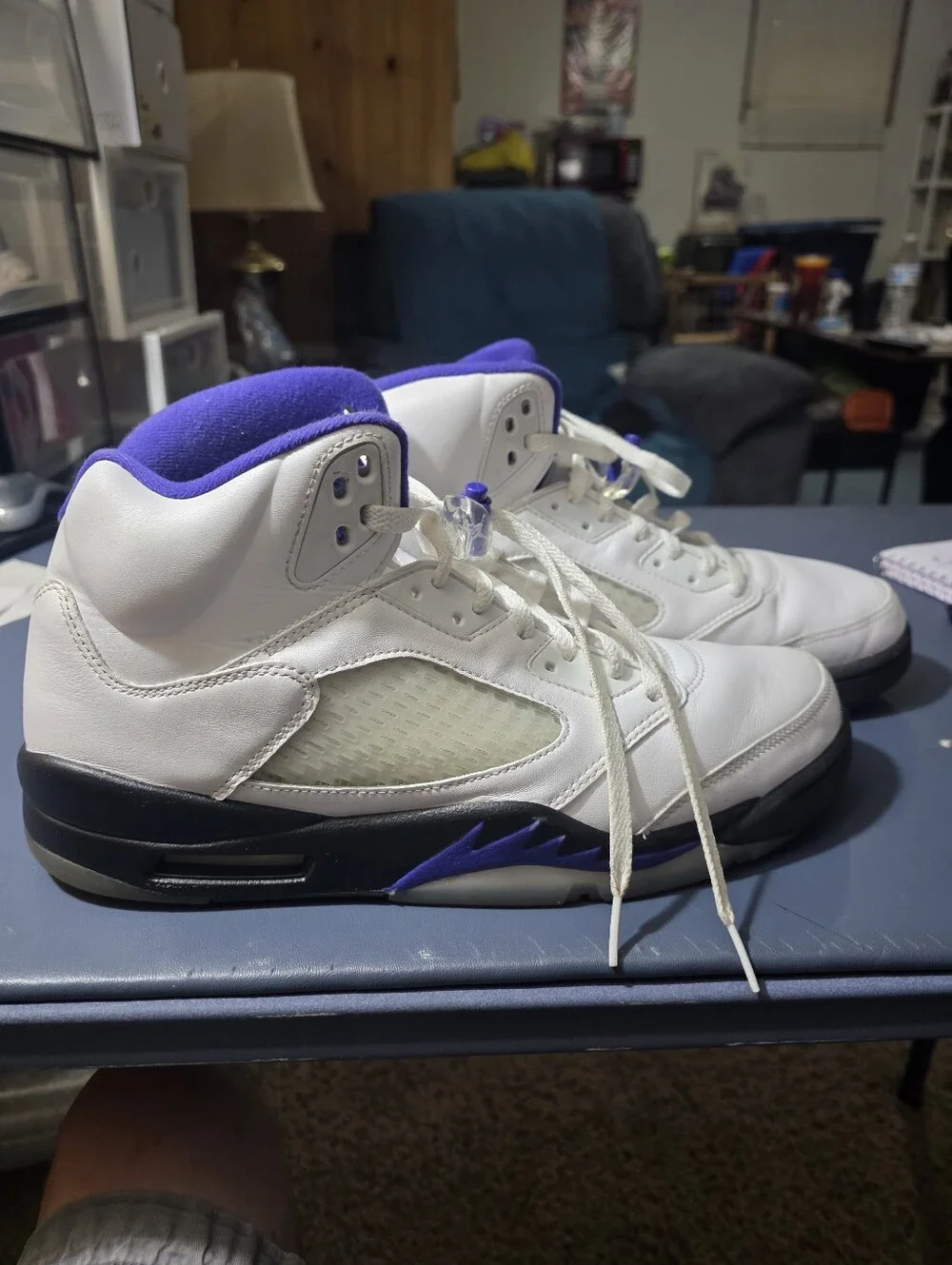 Jordan 5  Retro Dark Concord White & Purple Basketball Sneakers Size 12m.
